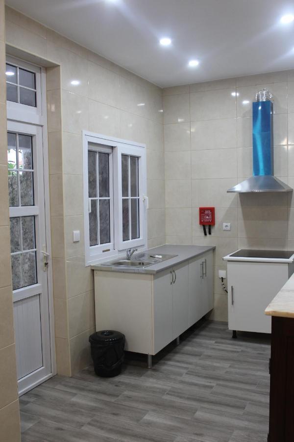 Vitorino De Nemesio Guesthouse Понта-Делгада Экстерьер фото