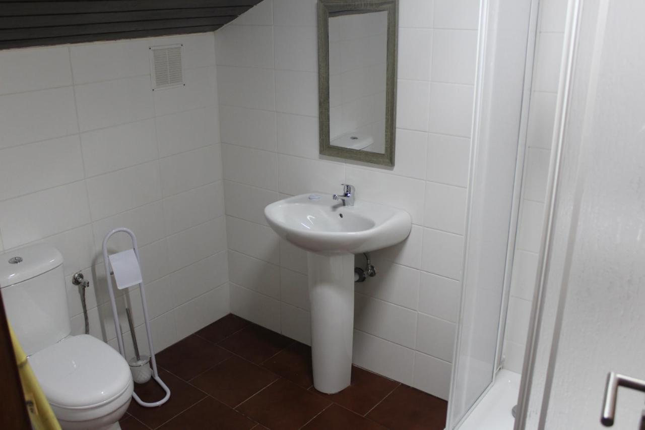 Vitorino De Nemesio Guesthouse Понта-Делгада Экстерьер фото